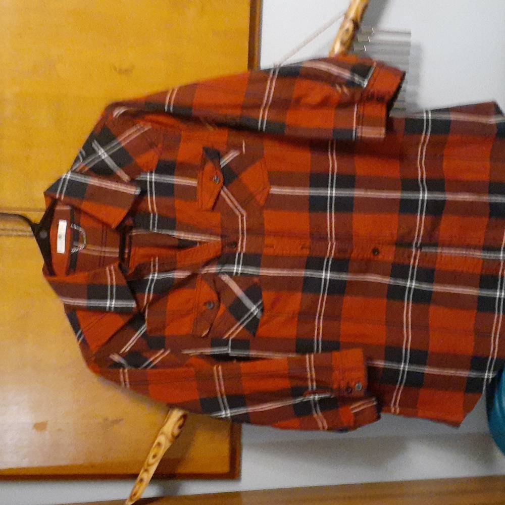 For sale! Brown plaid blouse 1x